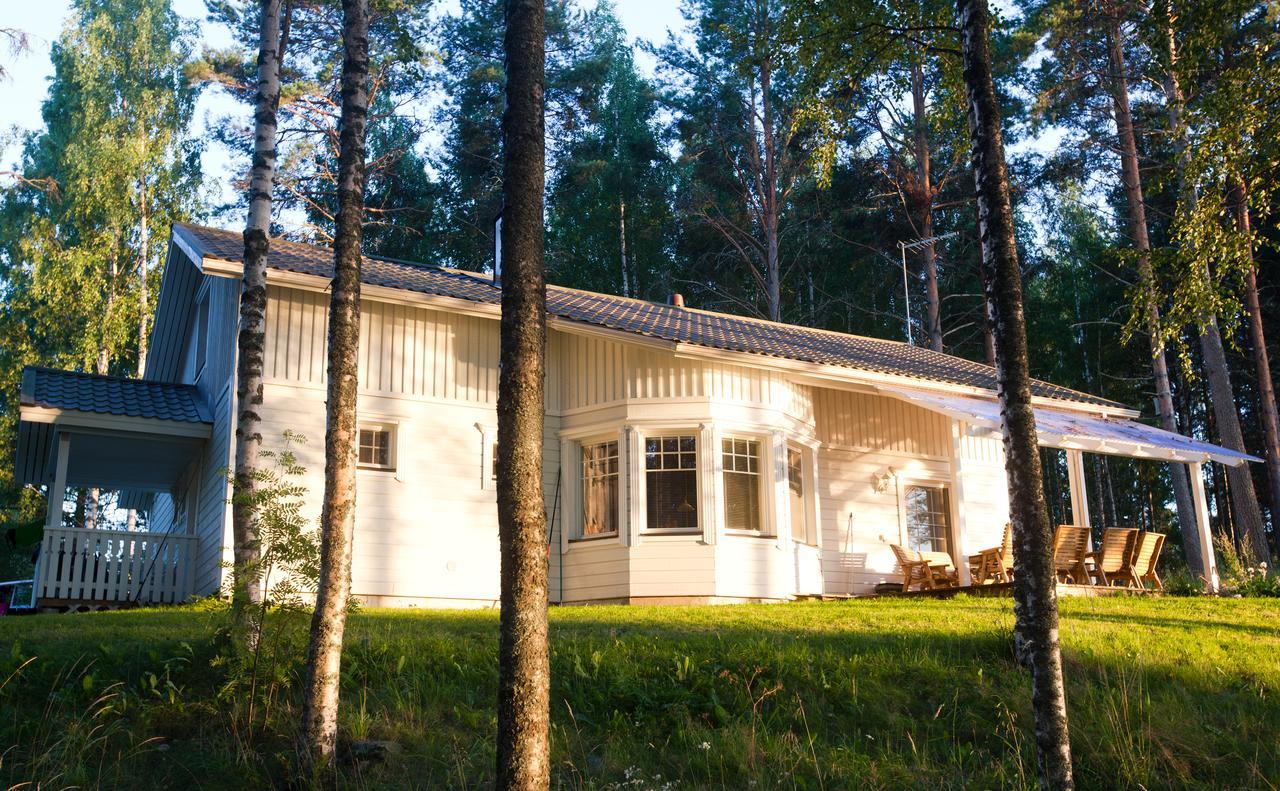 Resort Naaranlahti Cottages Esterno foto